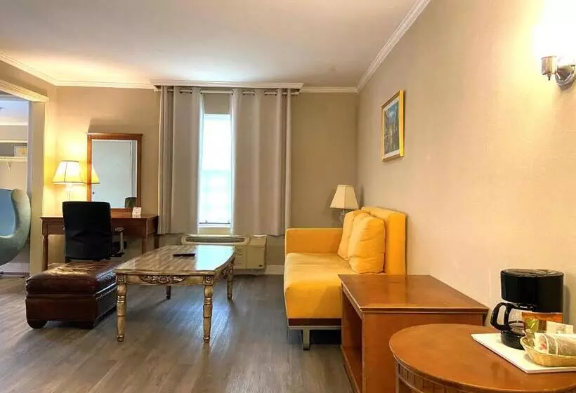 سوئیت با تخت بزرگ, Ramada By Wyndham Los Angeles/wilshire Center