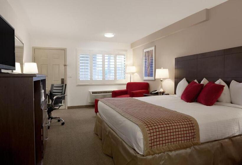 חדר סטנדרט עם מיטת קינג, Infinity Inn & Suites