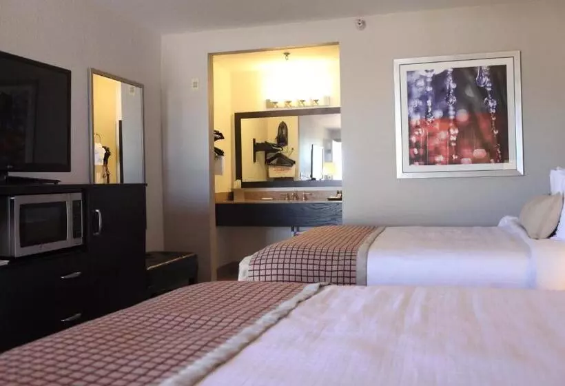 デラックスルーム, Infinity Inn & Suites