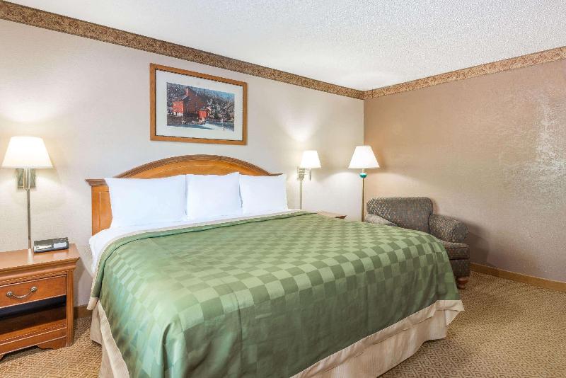 اتاق استاندارد با تخت بزرگ, Ramada By Wyndham West Atlantic City