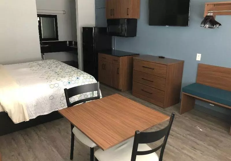 キングサイズベッドのスタンダードルーム, Red Roof Inn Parsippany