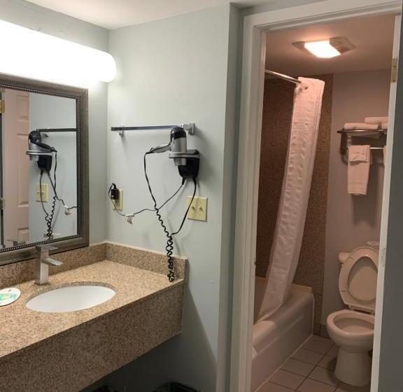带2个卧室的套房, Travelodge By Wyndham Pigeon Forge