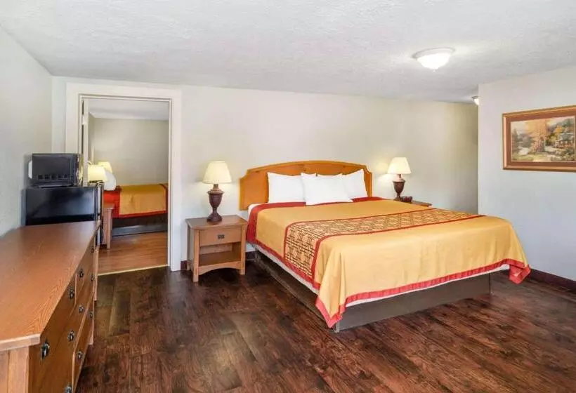 ２ベッドスイートルーム, Travelodge By Wyndham Pigeon Forge