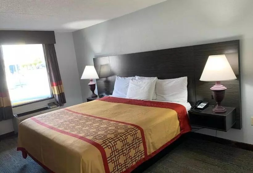 キングサイズベッドのデラックスルーム, Travelodge By Wyndham Pigeon Forge