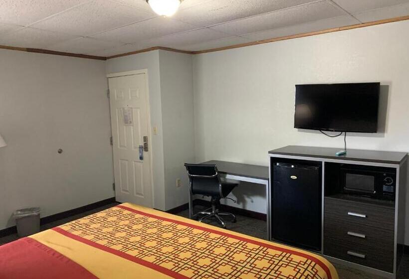 キングサイズベッドのスタンダードルーム, Travelodge By Wyndham Pigeon Forge