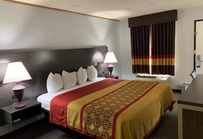 マウンテンビュースタンダードルーム, Travelodge By Wyndham Pigeon Forge