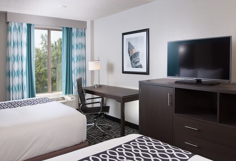 Номер Стандарт 2 Двуспальные Кровати, La Quinta By Wyndham Atlanta Airport North