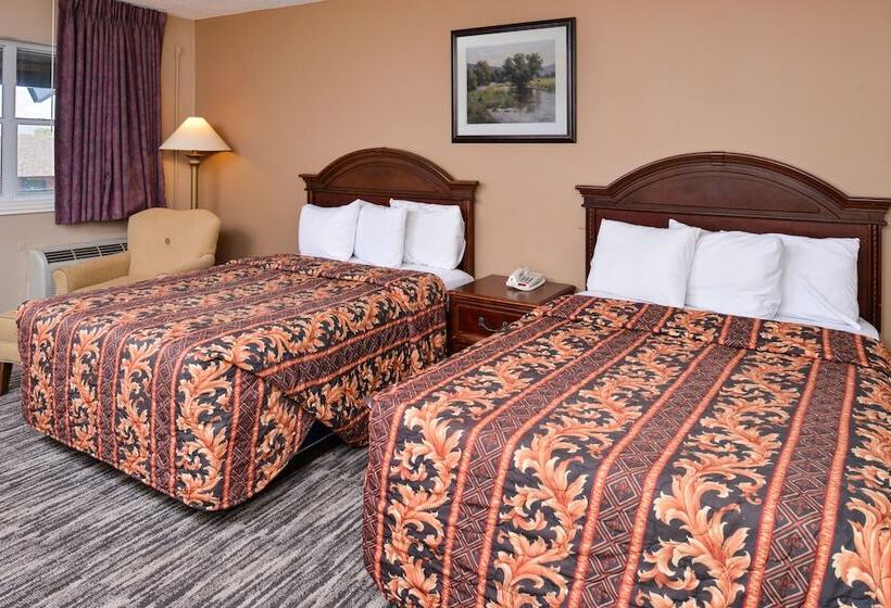 Номер Стандарт 2 Двуспальные Кровати, Ranch House Motel