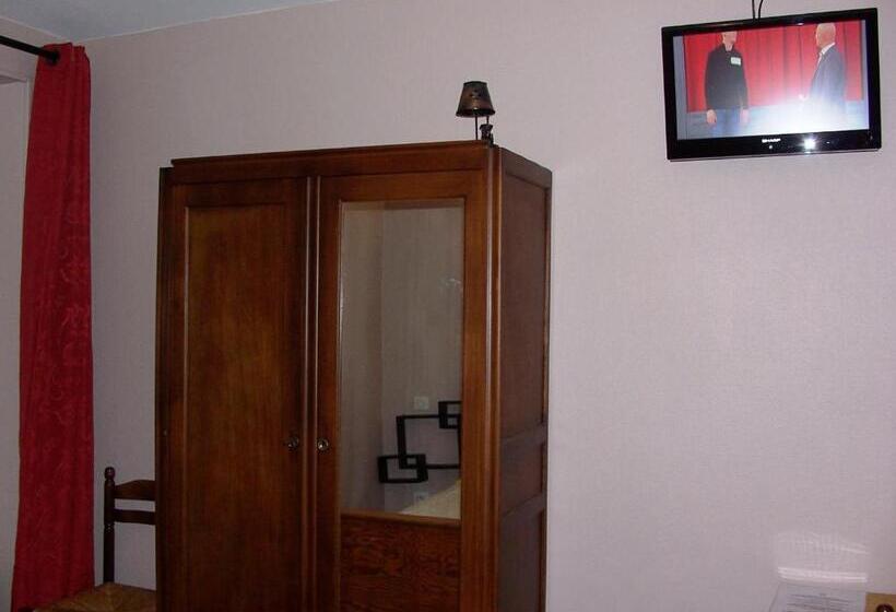 스탠다드 트리플 룸, La Vieille Auberge