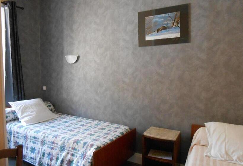 غرفة عائلية, La Vieille Auberge