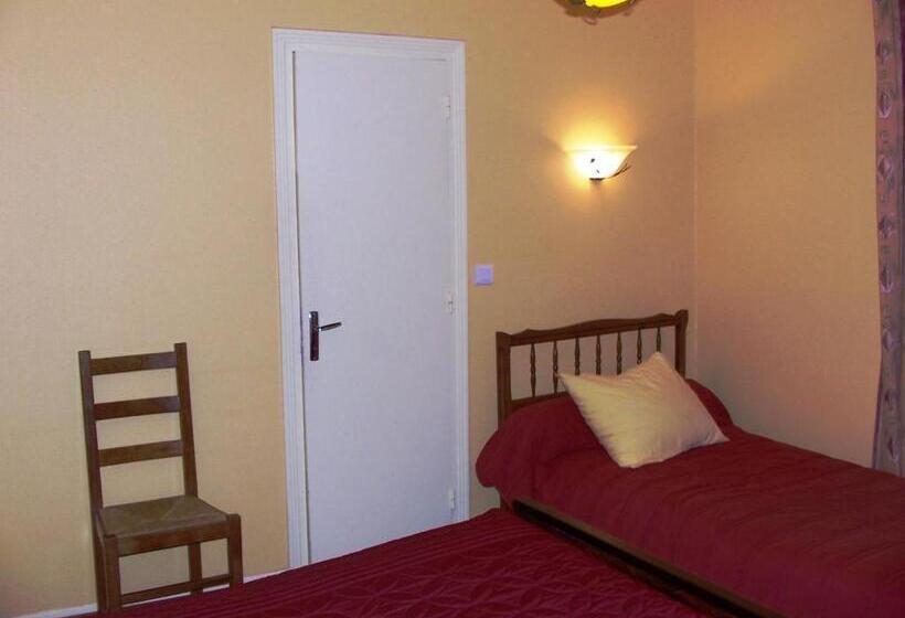 스탠다드 트리플 룸, La Vieille Auberge