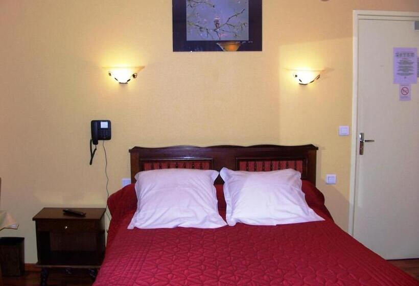 غرفة قياسية ثلاثية, La Vieille Auberge