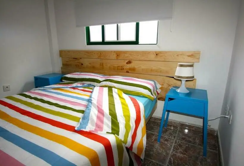 バス共有のスタンダードルーム, Tenerife Climbing House