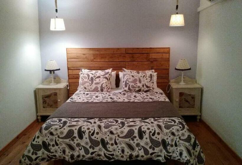 Номер Стандарт Вид на Сад, Mirador Las Grullas