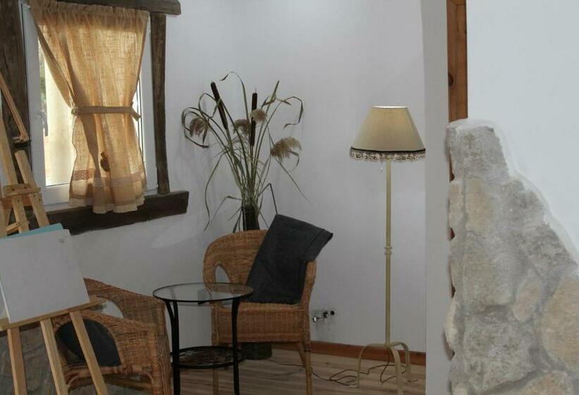 Номер Стандарт Вид на Сад, Mirador Las Grullas