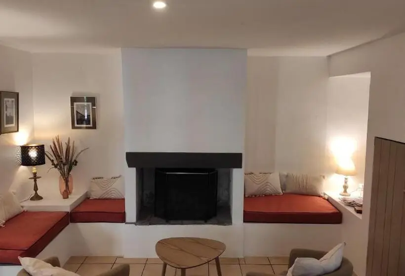 ４ベッドルームハウス, Château La Villatade