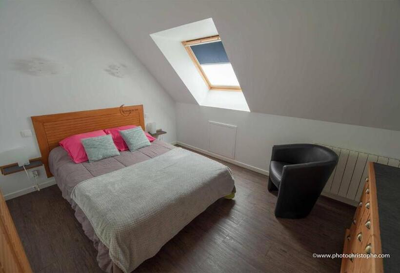 חדר סטנדרט לארבעה, Croissant De Lune