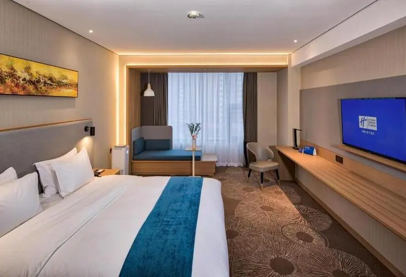 キングサイズベッドのスタンダードルーム, Holiday Inn Express Liaocheng Chiping, An Ihg