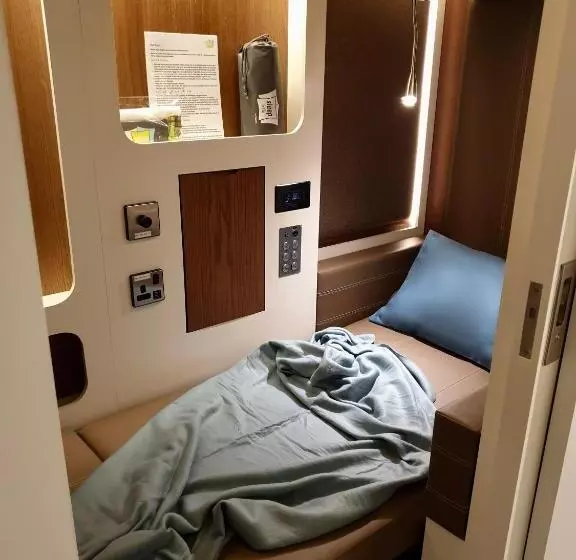 Capsule, Sleep  N Fly Sleep Lounge, A Gates Terminal 3   Transit Only