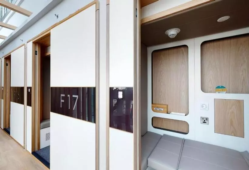 Capsule, Sleep  N Fly Sleep Lounge, A Gates Terminal 3   Transit Only