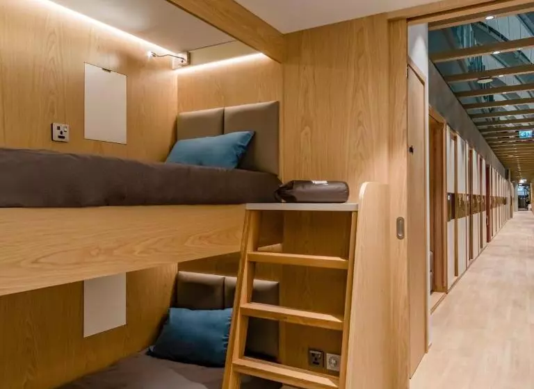 کابین, Sleep  N Fly Sleep Lounge, A Gates Terminal 3   Transit Only