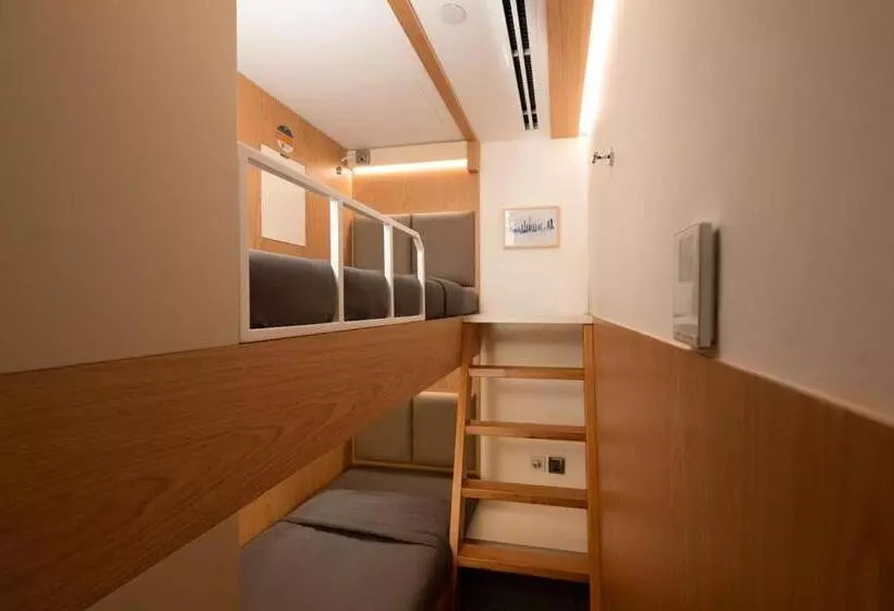 کابین, Sleep  N Fly Sleep Lounge, A Gates Terminal 3   Transit Only