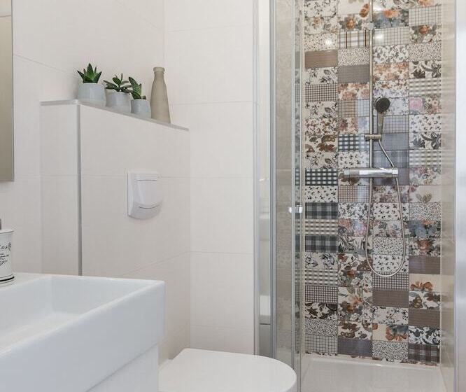 Economy Szoba, 4 Elements Old Town Views Rooms