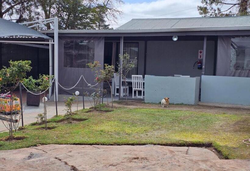 חדר משפחתי, The Haven: Make Our Home Your Home