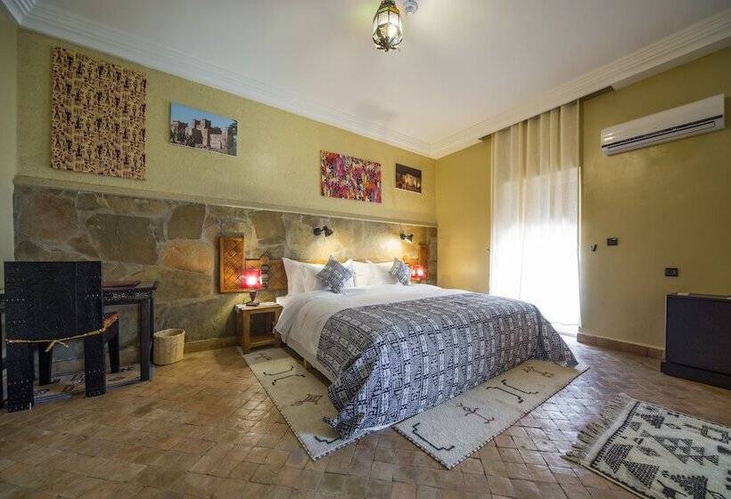 סוויטה משפחתית 2 חדרי שינה, Tin Joseph