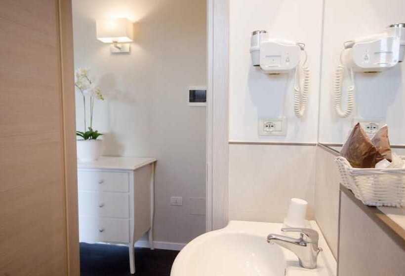 غرفة كلاسيكية رباعية, Cervia