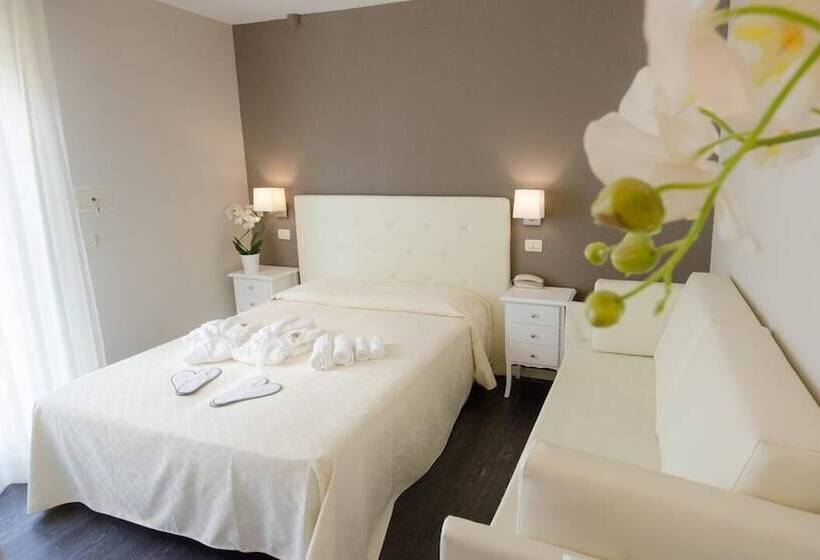 غرفة كلاسيكية رباعية, Cervia