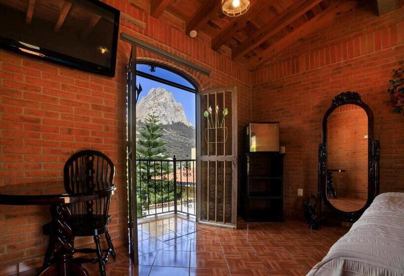 جناح جونيور, Quinta Mirador Zacualli