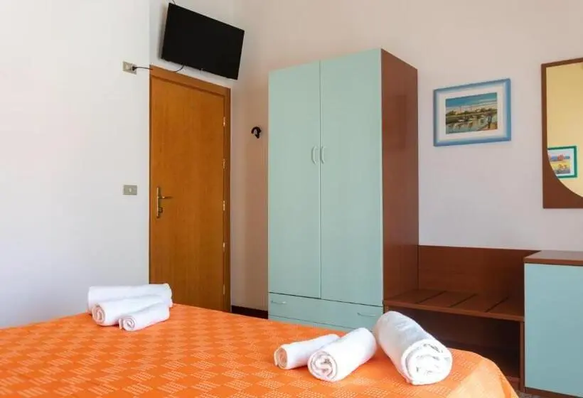 Economy Quadruple Room, B&b Hotel Villa Nora
