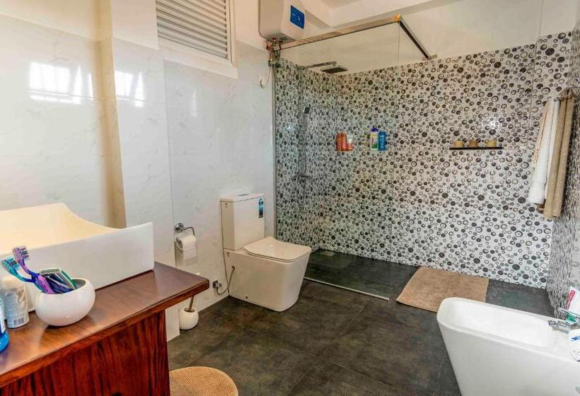 غرفة ديلوكس سرير كينج, Brixia Cafe & Guest