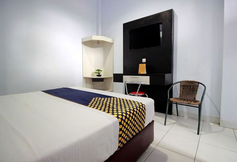 اتاق استاندارد, Spot On 2842 Hotel Rindu