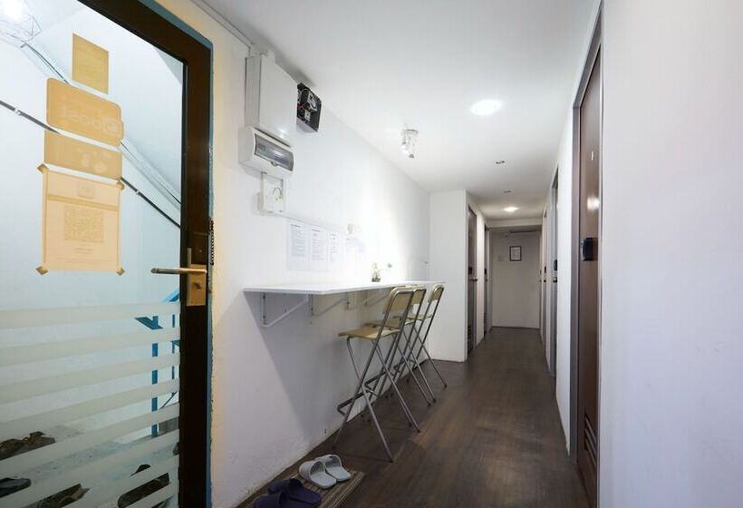 اتاق استاندارد, Thekatil Kuala Lumpur