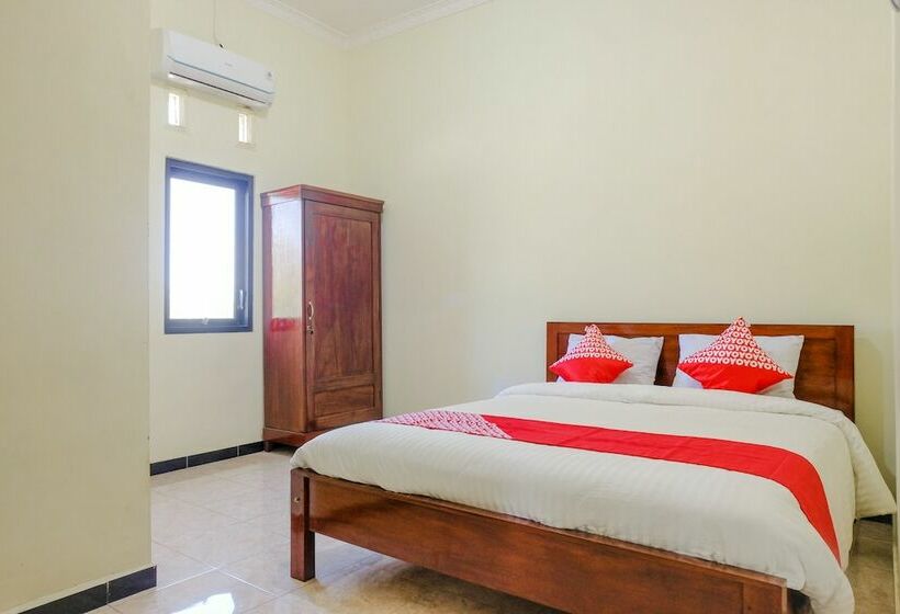 اتاق لوکس, Oyo 2570 Griya Kinanthi Family