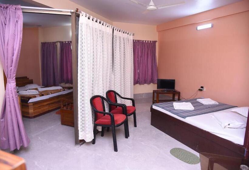 高级套房带海景, Sagarpriya