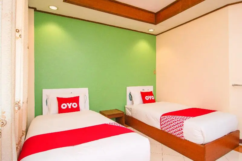 اتاق سوپریور, Oyo Phasuk