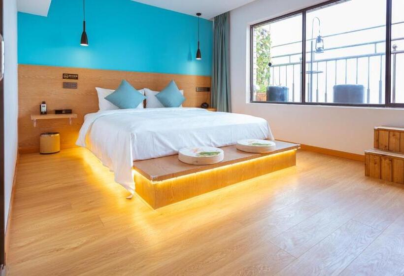 اتاق لوکس با بالکن, Yunqi River View Terrace