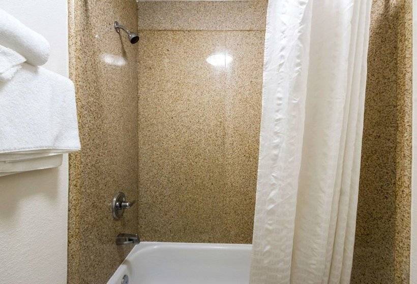 ２ダブルベッドのスタンダードルーム, Econo Lodge Little Creek