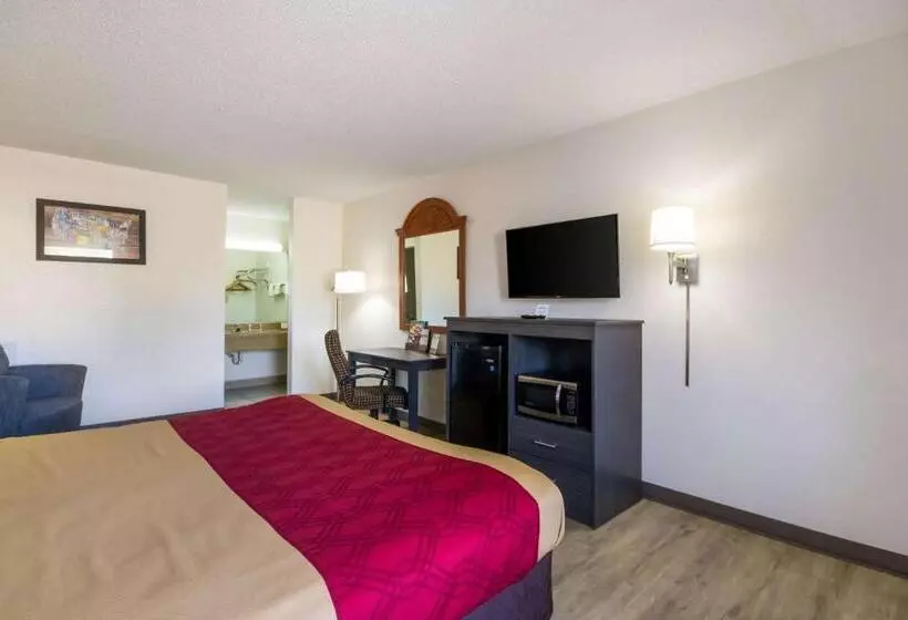 اتاق استاندارد با تخت بزرگ, Econo Lodge Little Creek