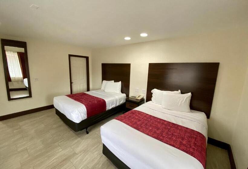 غرفه قياسيه سريرين مزدوجين, Roswell Inn