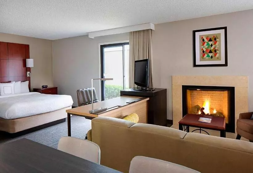 استودیوی استاندارد, Residence Inn Dallas Las Colinas