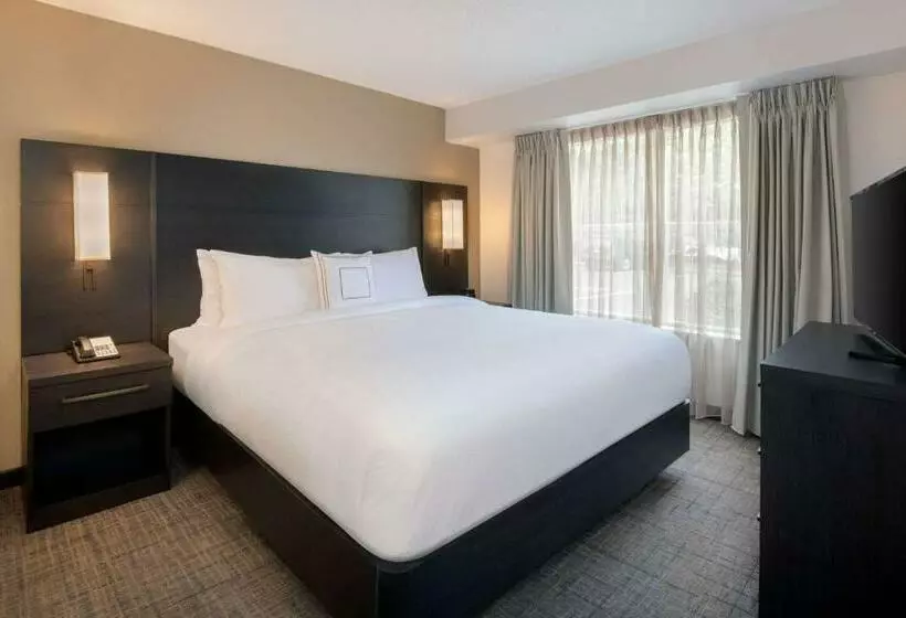 スタンダードスタジオ, Sonesta Es Suites Atlanta Kennesaw Town Center