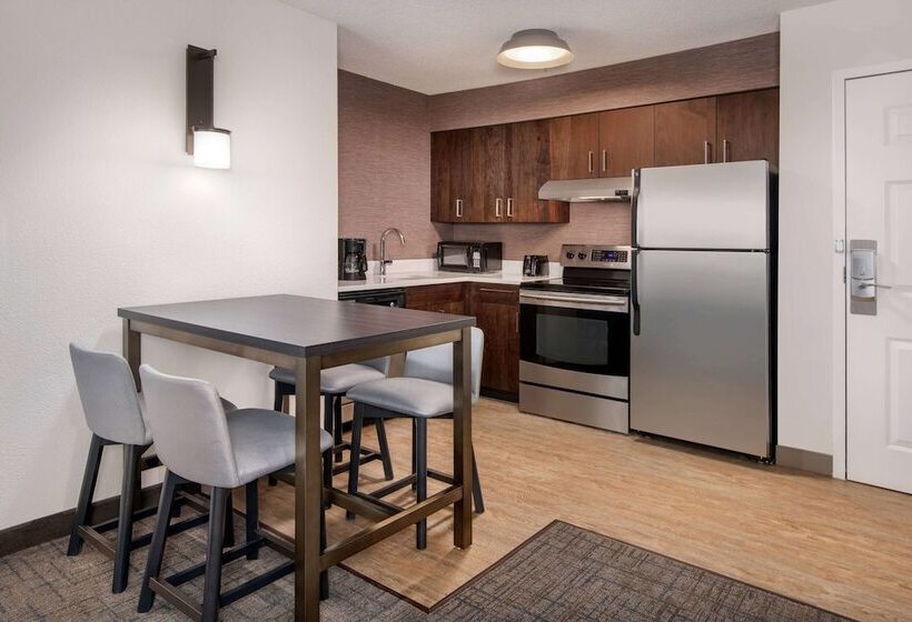 스위트, Sonesta Es Suites Atlanta Kennesaw Town Center