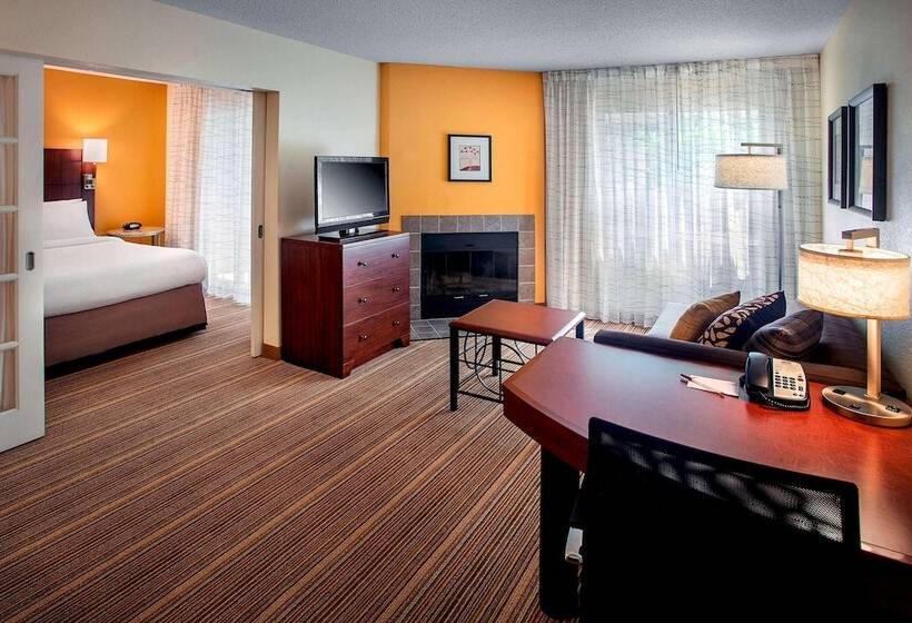 جناح غرفتين نوم, Avia Residences On Research   Extended Stay