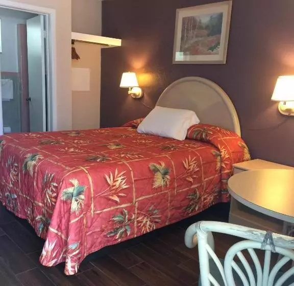 スタンダードルーム, Royal Court Motel