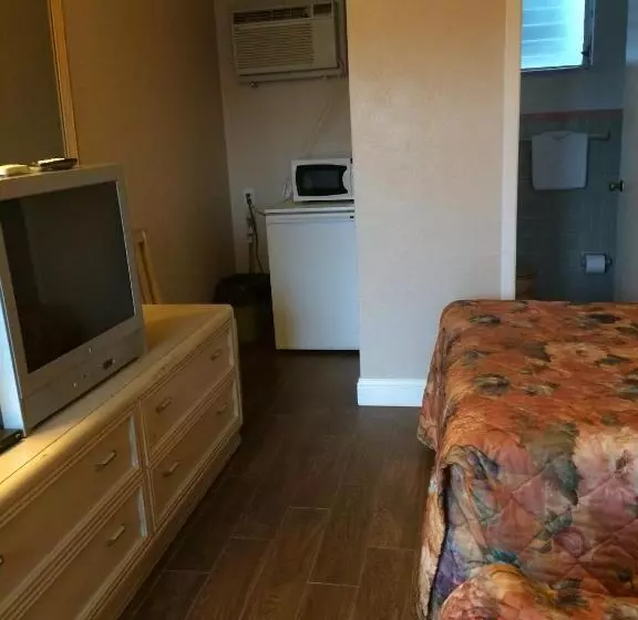 ベーシックルーム, Royal Court Motel
