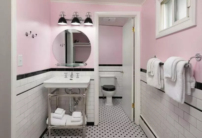 اتاق استاندارد با 2 تخت دوبل, Sapphire Motel Midtown Bozeman